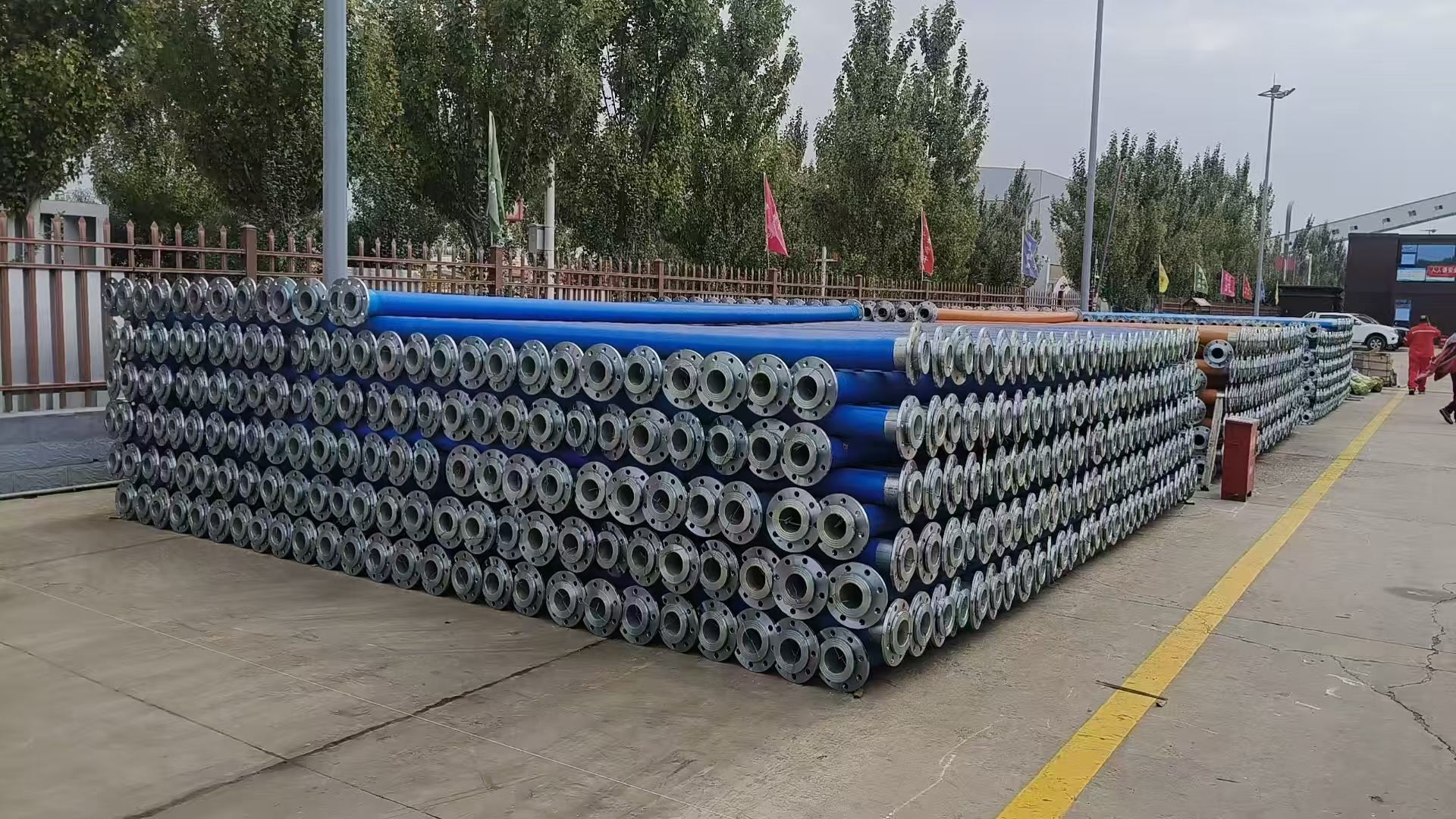 Steel mesh skeleton polyethylene composite pipe for underground coal mines